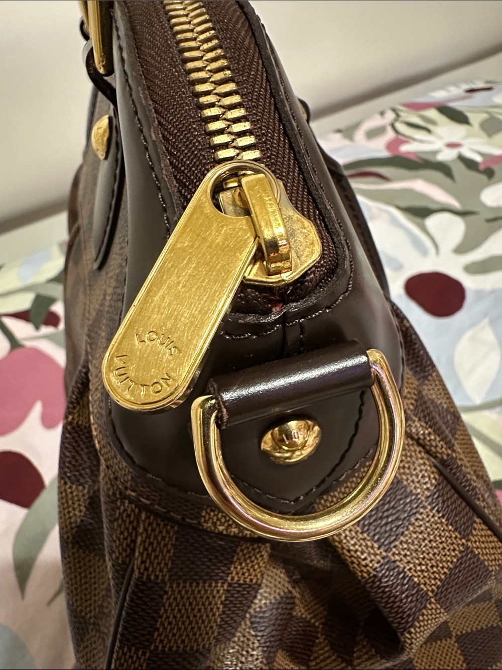 Louis Vuitton Damier Ebene Trevi - Picture 9 of 15